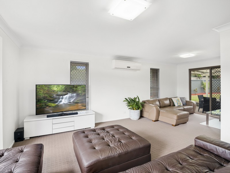 67 Bienvenue Drive, Currumbin Waters QLD 4223