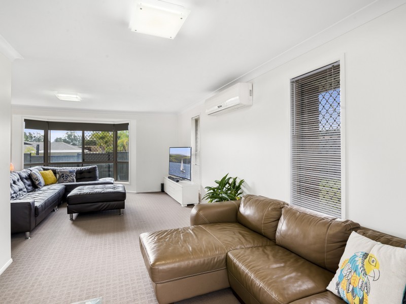 67 Bienvenue Drive, Currumbin Waters QLD 4223