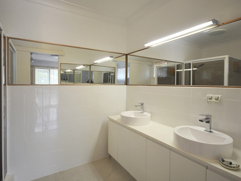 70 Tierney Drive, Currumbin Waters QLD 4223