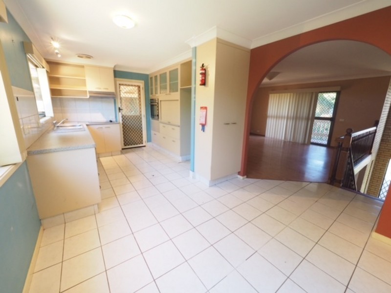 19 Myrtle Court, Palm Beach QLD 4221