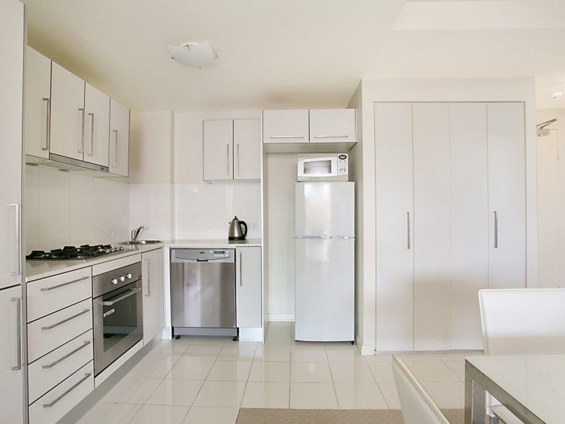 1202/10 Fifth Avenue, Palm Beach QLD 4221