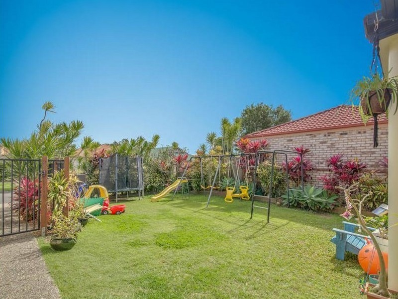 36 Tussock Crescent, Elanora QLD 4221