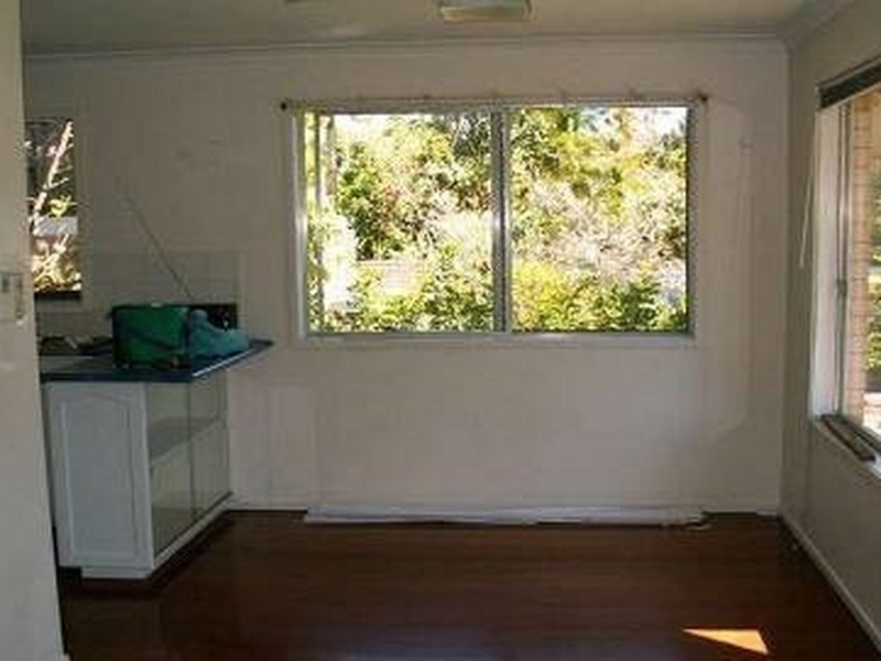 10 Winders Avenue, Tugun QLD 4224