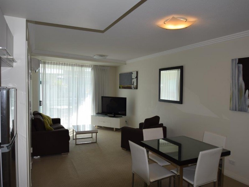 1213/10 Fifth Avenue, Palm Beach QLD 4221