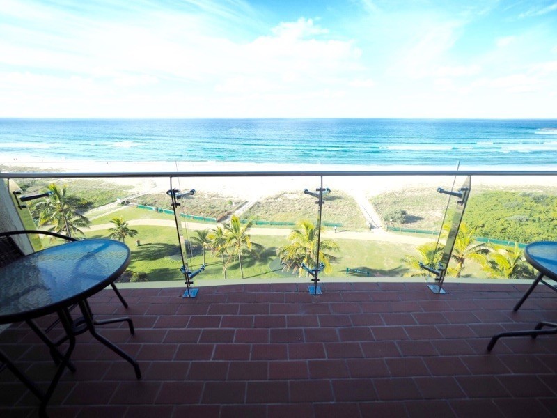 969 Gold Coast Highway, Palm Beach QLD 4221