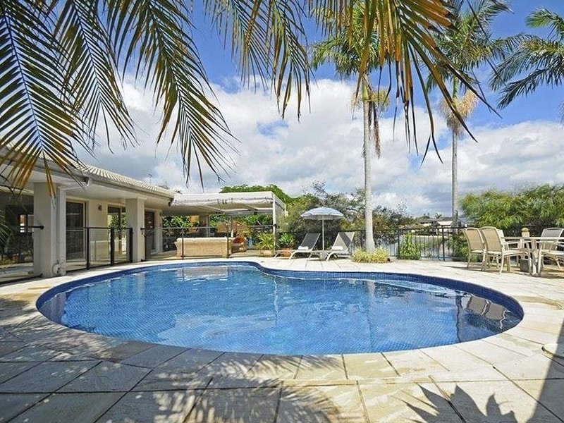 54 Melaleuca Drive, Palm Beach QLD 4221