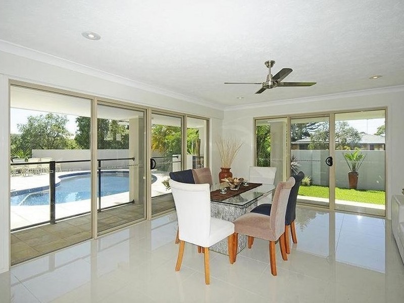 54 Melaleuca Drive, Palm Beach QLD 4221