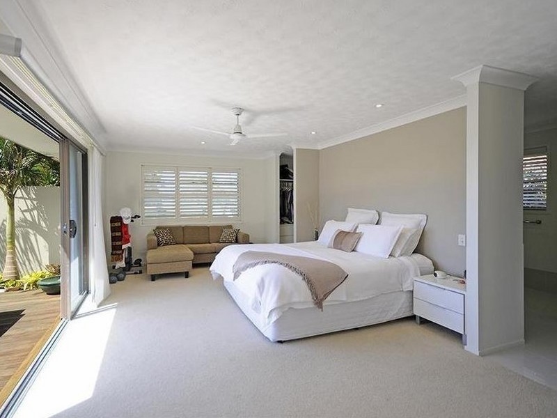 54 Melaleuca Drive, Palm Beach QLD 4221