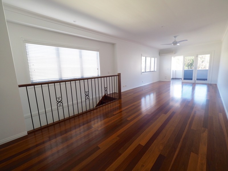 57 Laguna Avenue, Palm Beach QLD 4221