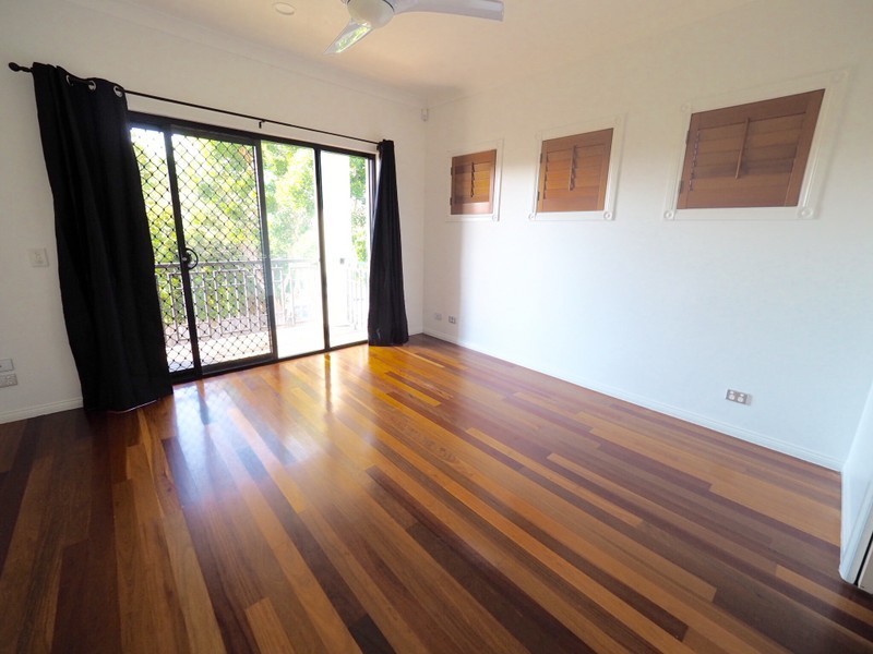 57 Laguna Avenue, Palm Beach QLD 4221