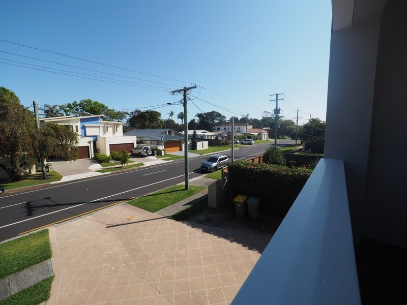 57 Laguna Avenue, Palm Beach QLD 4221