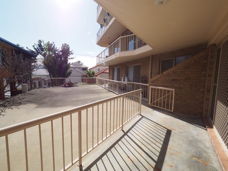 1/1229 Gold Coast Highway, Palm Beach QLD 4221