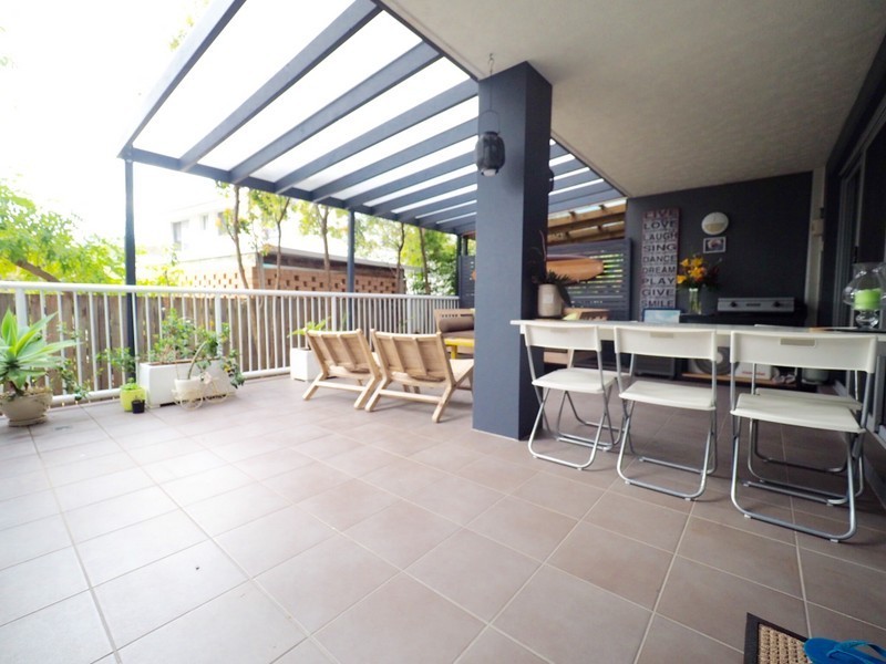 2/468 Coolangatta Rd, Tugun QLD 4224