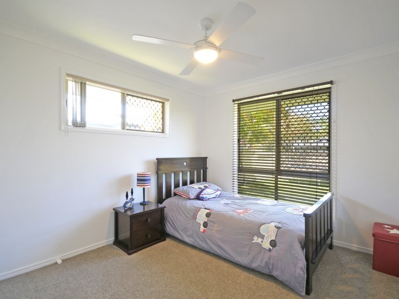 18 Saffron Street, Elanora QLD 4221