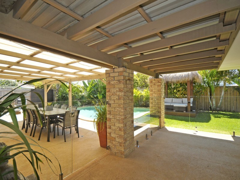 18 Saffron Street, Elanora QLD 4221