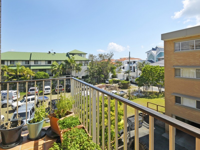 6/1031 Gold Coast Highway, Palm Beach QLD 4221