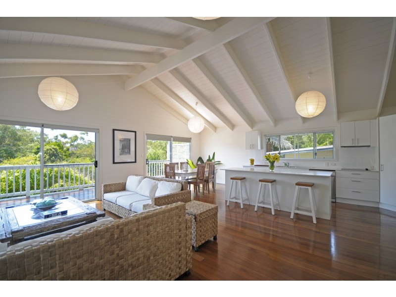 12 Carlyle Drive, Currumbin QLD 4223