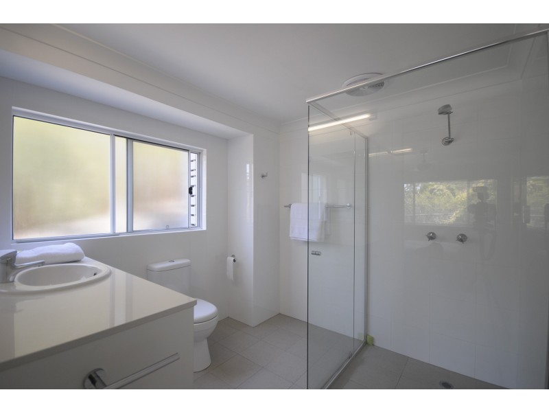 12 Carlyle Drive, Currumbin QLD 4223