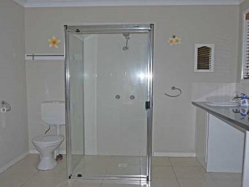 11 Denawen Street, Palm Beach QLD 4221