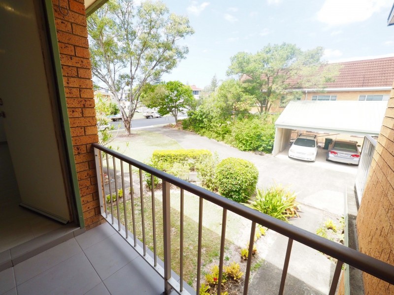 9//18 Mawarra Street, Palm Beach QLD 4221