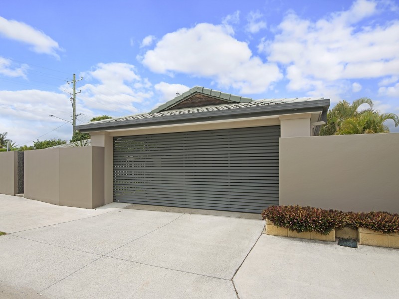 133 Mallawa Drive, Palm Beach QLD 4221