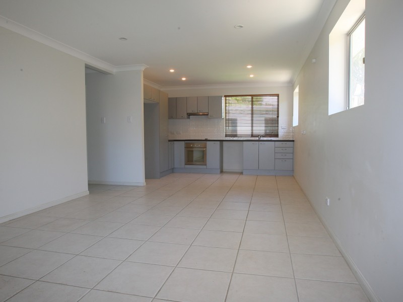 35 Mallawa Drive, Palm Beach QLD 4221