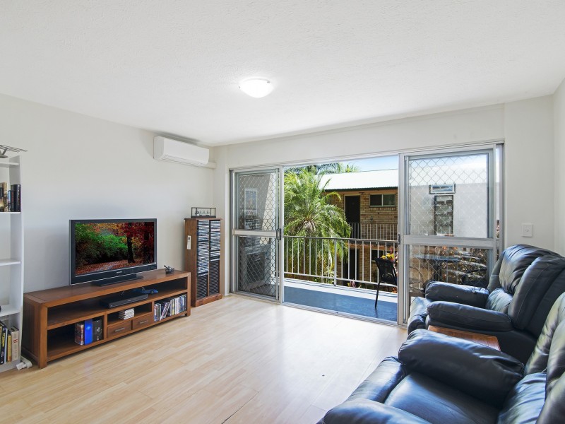 3/54 Sarawak Avenue, Palm Beach QLD 4221