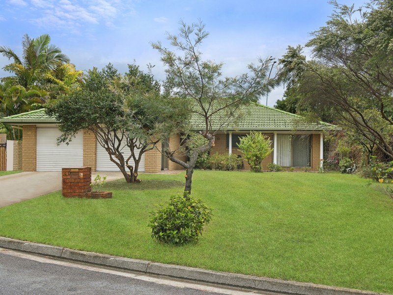 40 Spindle Street, Palm Beach QLD 4221