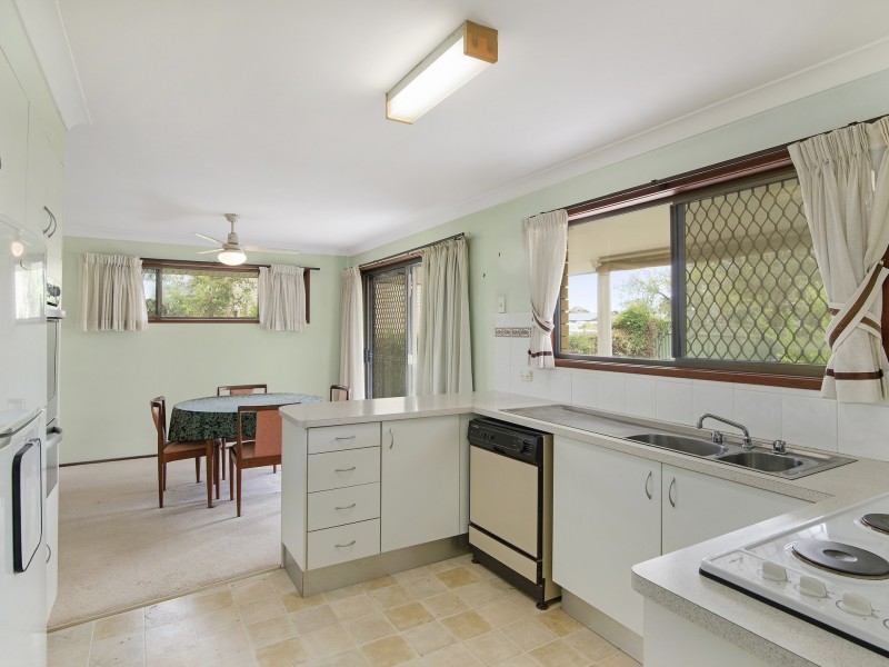 40 Spindle Street, Palm Beach QLD 4221