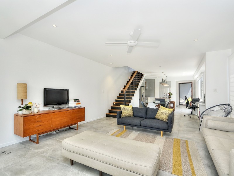 1/40 Third Ave, Palm Beach QLD 4221