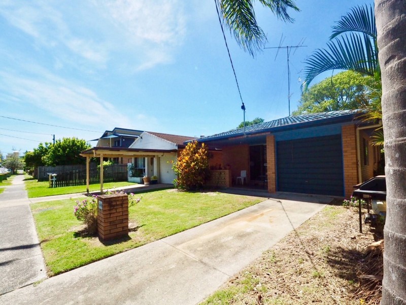 46 Twenty Sixth Avenue, Palm Beach QLD 4221