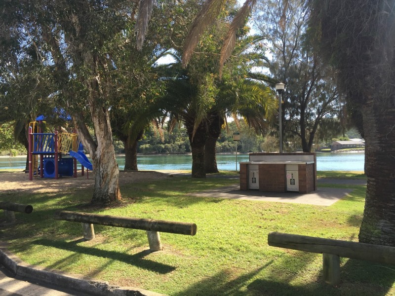 2/40 Murlong Crescent, Palm Beach QLD 4221