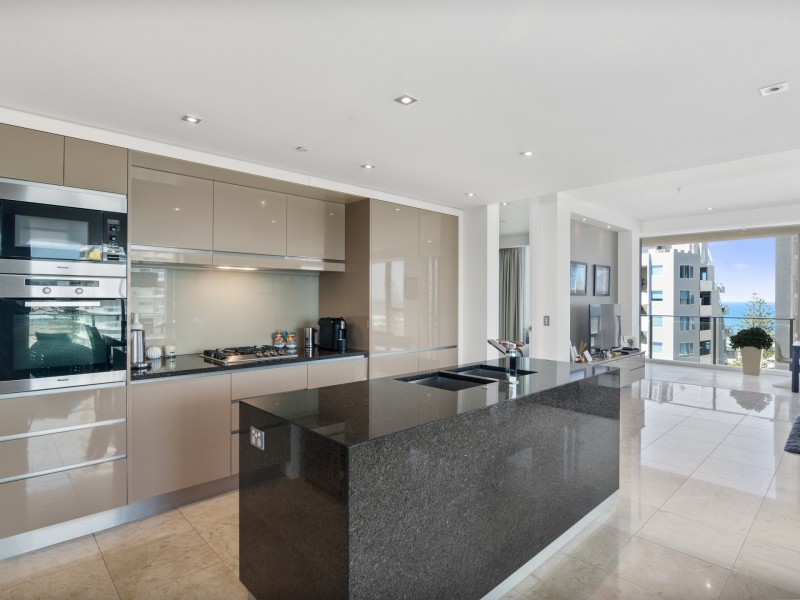 Unit 13/106-108 The Esplanade, Burleigh Heads QLD 4220