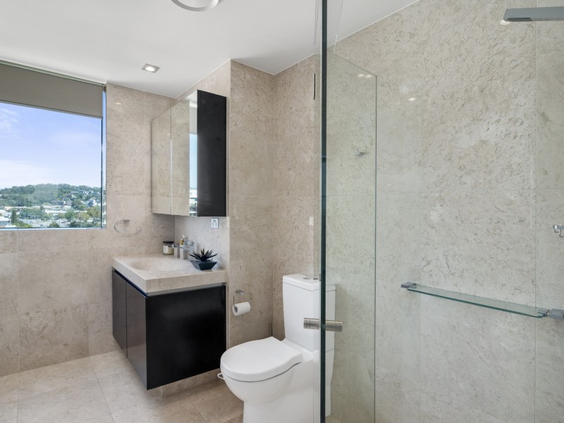 Unit 13/106-108 The Esplanade, Burleigh Heads QLD 4220