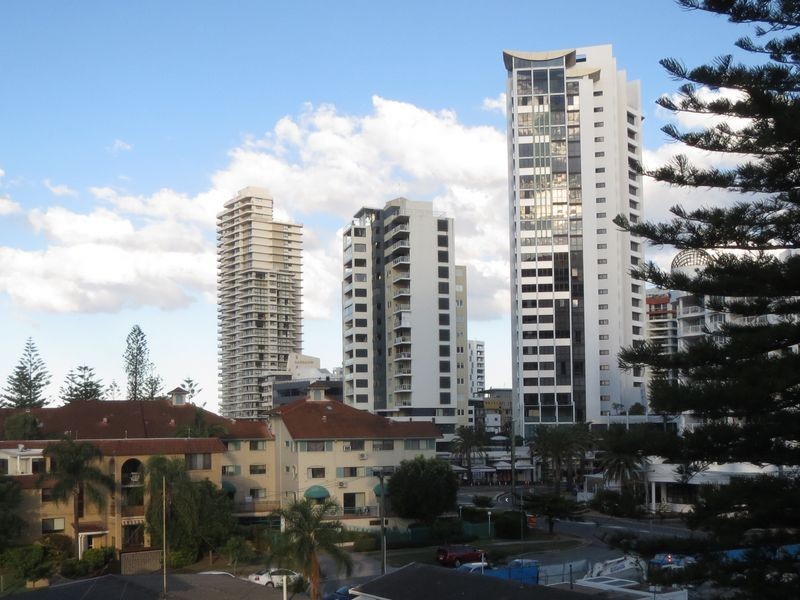 Apartment 12/2729 Gold Coast Highway, Broadbeach QLD 4218