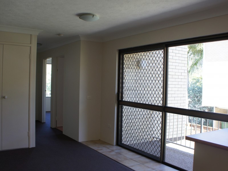 Unit 2/10 Allara Avenue, Palm Beach QLD 4221