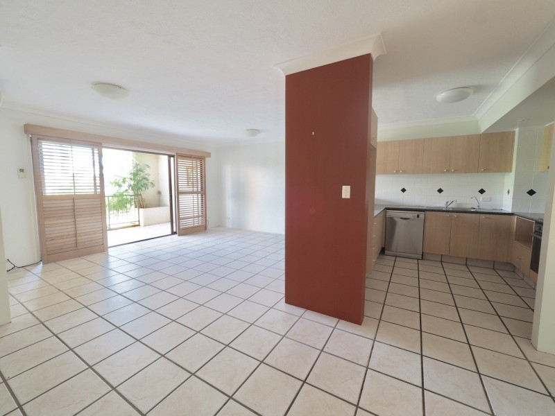 11/37 Australia Ave, Broadbeach QLD 4218