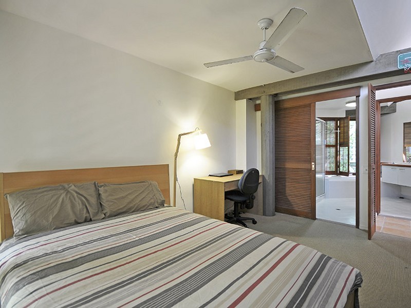 34 Woodgee Street, Currumbin QLD 4223