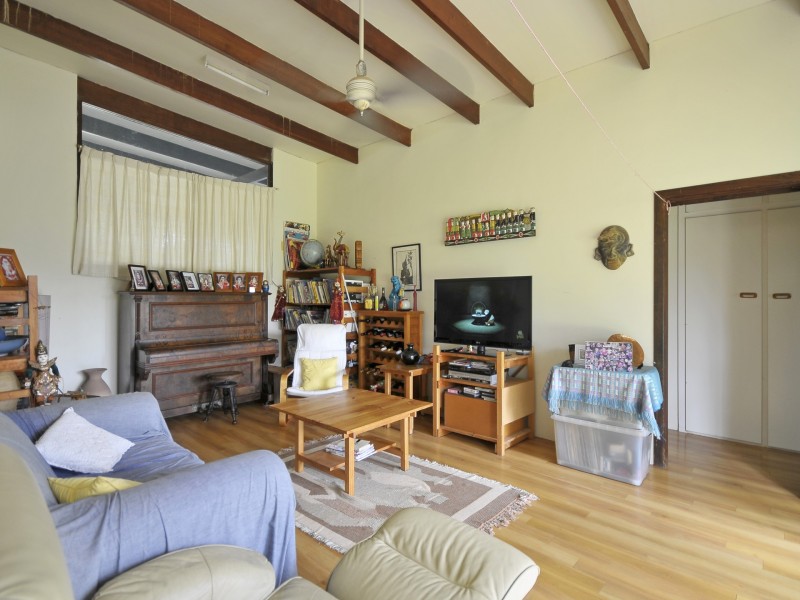 131 Laguna Avenue, Palm Beach QLD 4221