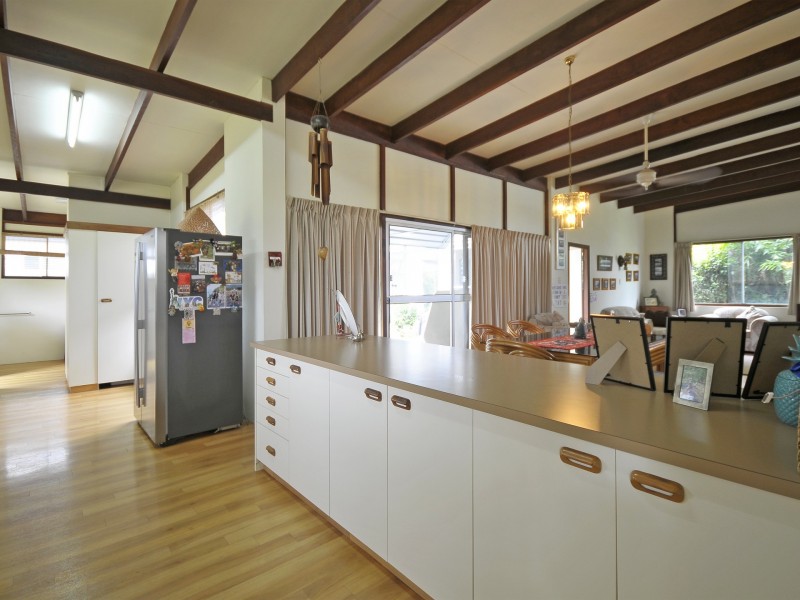 131 Laguna Avenue, Palm Beach QLD 4221