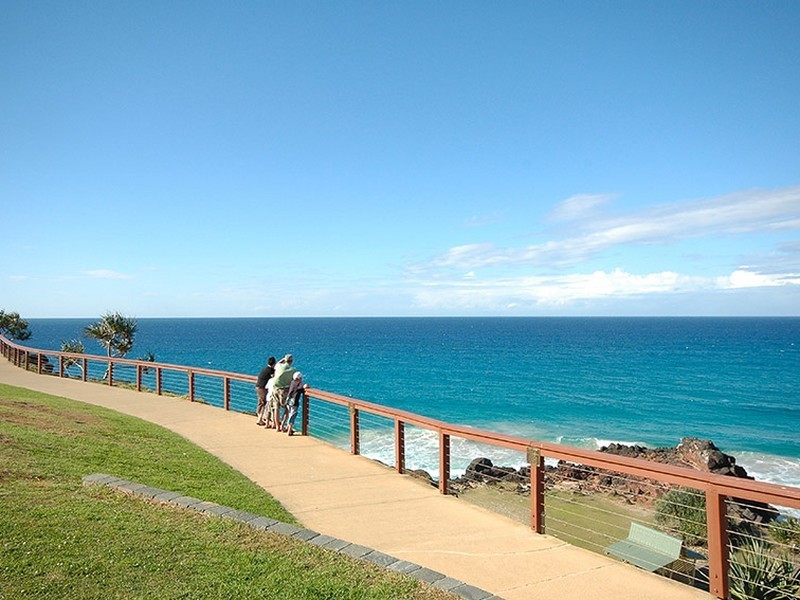 23/243 Boundary Street, Rainbow Bay QLD 4225