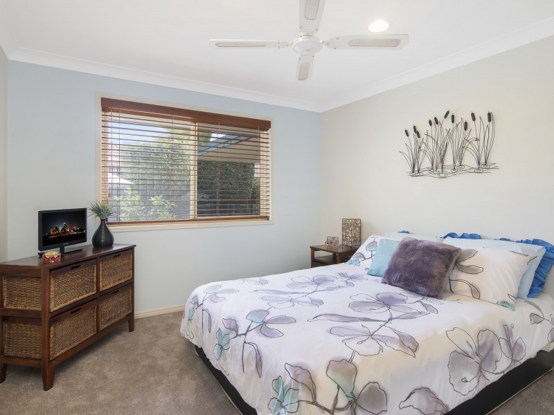 6 Rees Court, Elanora QLD 4221