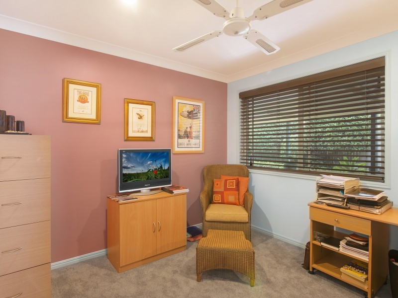 6 Rees Court, Elanora QLD 4221