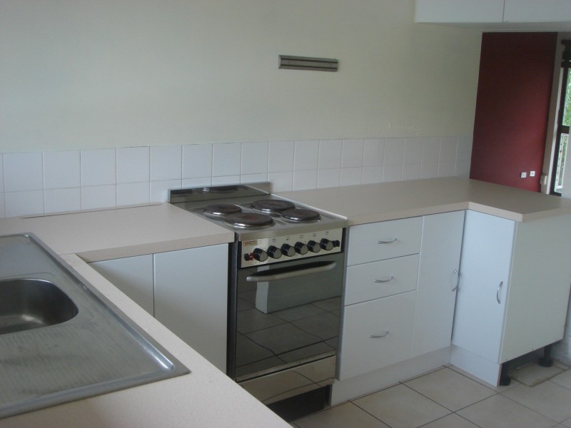 Apartment 5/60 Sarawak Avenue, Palm Beach QLD 4221