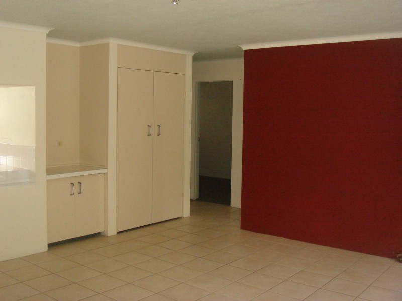 Apartment 5/60 Sarawak Avenue, Palm Beach QLD 4221