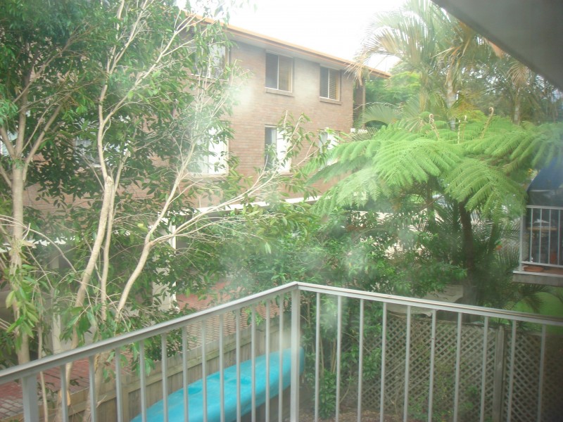 Apartment 5/60 Sarawak Avenue, Palm Beach QLD 4221