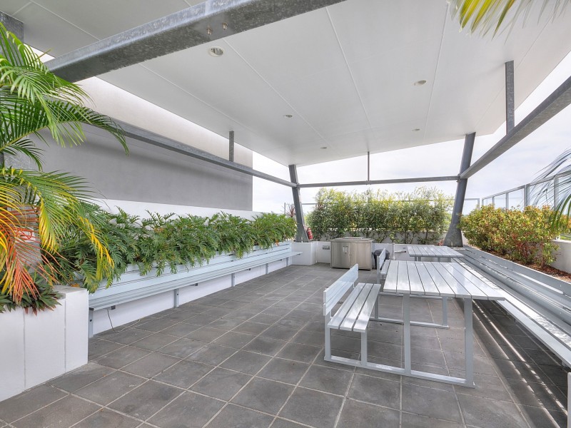 2205/10 Fifth Avenue, Palm Beach QLD 4221