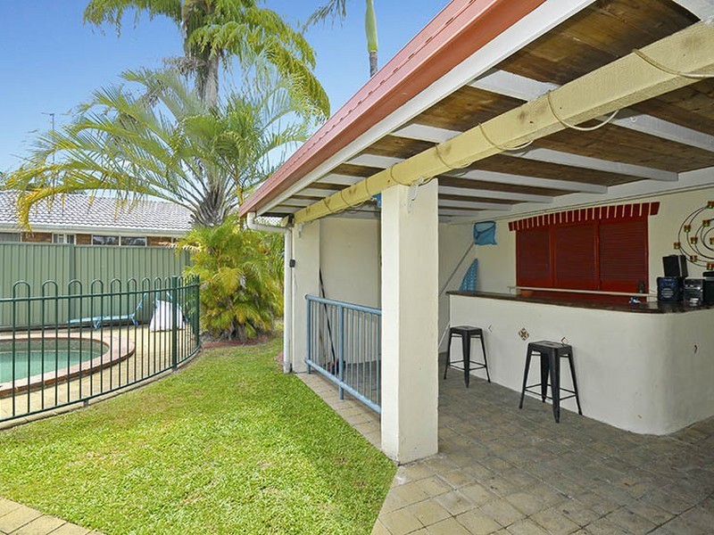 5 Togos Avenue, Currumbin Waters QLD 4223
