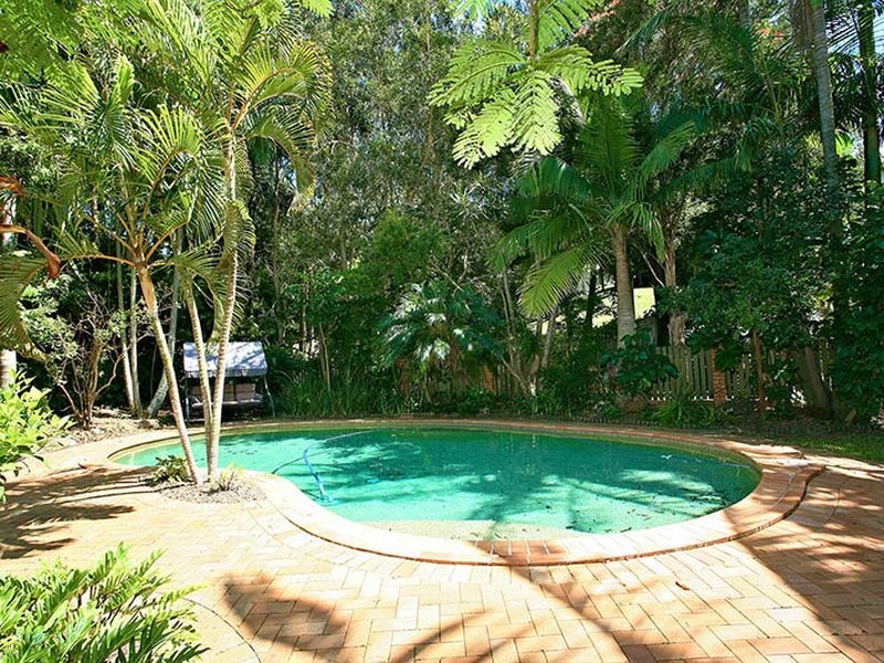 11 Ware Drive, Currumbin Waters QLD 4223