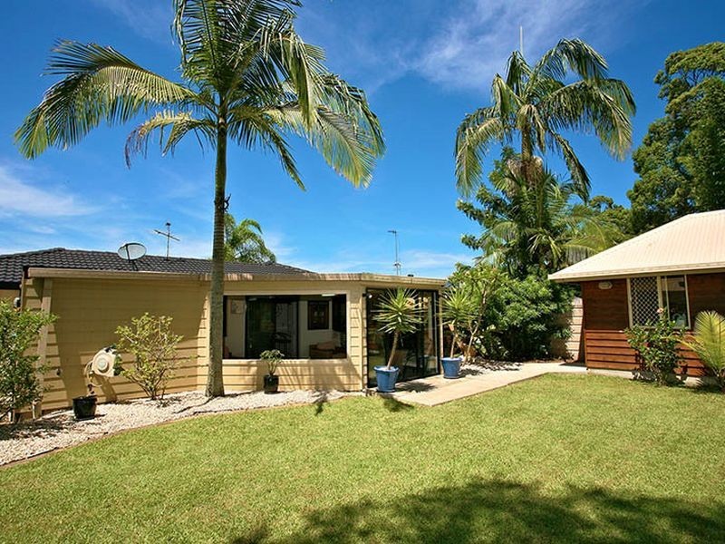 11 Ware Drive, Currumbin Waters QLD 4223